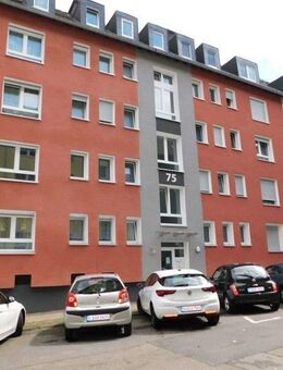 Südviertel: Gemütliche 2-Zi.-EG-Whg. mit großem Balkon - Essen