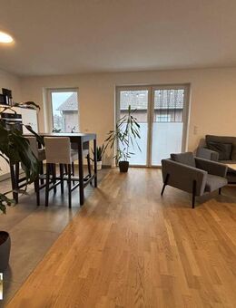 Lichtdurchflutete Etagenwohnung mit Balkon - Bocholt