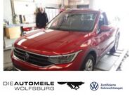VW Tiguan, 2.0 TDI Life, Jahr 2023 - Wolfsburg
