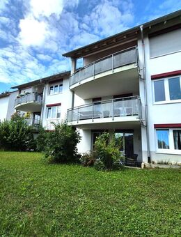 Charmante 2-Zimmerwohnung mit Garten in beliebter Wohnlage in Lörrach - Lörrach