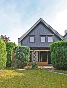 Henstedt-Ulzburg: gepflegtes Endreihenhaus mit Carport auf sonnigem Grundstück - Henstedt-Ulzburg