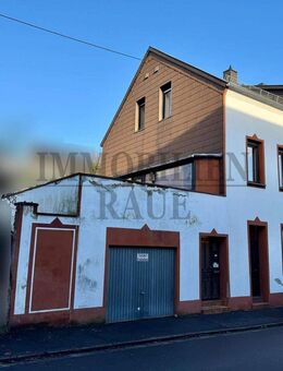 GROSSES 1 FAM.-HAUS MIT POTENZIAL IN RUHIGER LAGE VON SULZBACH MIT GARAGE, TERRASSE UND GARTEN - Sulzbach (Saar)