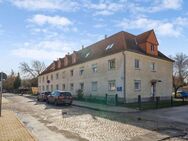 Solides Mehrfamilienhaus mit 16 Einheiten in Staßfurt - Staßfurt