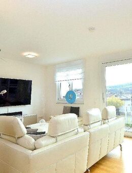 Grandiose Penthouse Wohnung 2,5 Zimmer in Schopfheim, möbliert - Schopfheim