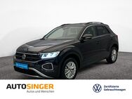 VW T-Roc, 2.0 TDI Life DIGITAL, Jahr 2022 - Marktoberdorf