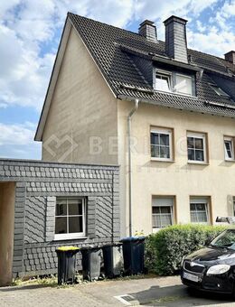 INVESTOR | MEHRFAMILIENHAUS MIT 5 GARAGEN | SIEGEN - WELLERSBERG - Siegen (Universitätsstadt)