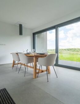 Traumhafte Ferienimmobilie auf Rügen - exklusive DHH mit Wohlfühlambiente - Bergen (Rügen)