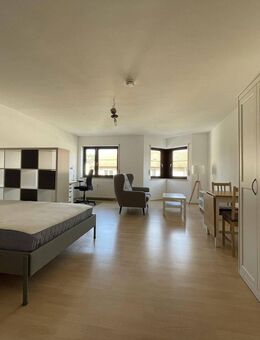 Komplett möbliertes 1-Zimmer Apartment inkl. neuer Einbauküche in Siemens Campus Nähe - Erlangen