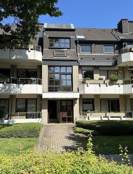Traumhafte Erdgeschosswohnung in Bredeney mit Garten und Tiefgaragenstellplatz - Essen