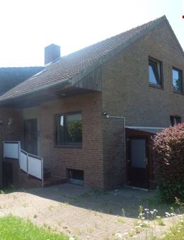 APARTES WOHNHAUS mit reichlich Platzangebot in Burg. Sanierungsbedürftig - Fehmarn