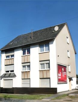 Klassisches Renditeobjekt mit Potenzial - freistehendes Dreifamilienhaus - Troisdorf