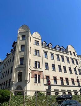 hübsche 2-Raum DG-Wohnung mit Balkon in ruhiger Lage - Chemnitz