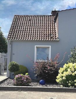 Für Gartenliebhaber! DHH auf großem Grundstück - Osnabrück