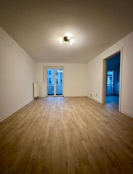 2-Raumwohnung mit Balkon im betreuten Wohnen zu vermieten - Leipzig