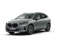 BMW 218 Active Tourer, AUTOMATIK LC PROF °, Jahr 2023 - Krefeld