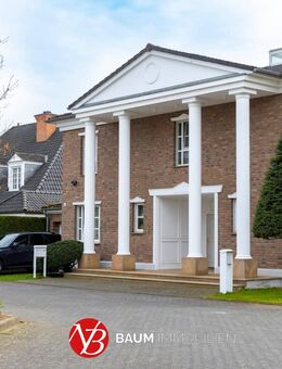 Exklusive und familienfreundliche Villenhälfte mit Süd-Garten, Außenpool und 3 Garagenstellplätzen in Alt-Meererbusch - Meerbusch