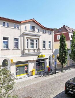Renditestarkes Mehrfamilienhaus in Staßfurt mit Gewerbe, Hof und Garage - voll vermietet - Staßfurt