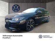 VW Passat Variant, 2.0 TDI R-Line Heckleuchten Passat, Jahr 2024 - Frankfurt (Main)