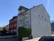 Helle und freundliche 3- Zimmer Dachgeschosswohnung in der Ortsmitte von Haag in Obb. - Haag (Oberbayern)
