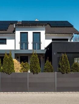 Modernes Traumhaus mit luxuriösem Anbau und Salzwasserpool - Geisenhausen