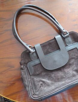Damen Handtasche in Wildleder braun - Ratingen