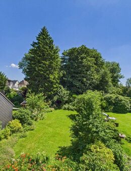 Tolle 3-Zimmer Wohnung mit kleiner Dachterrasse - Solingen (Klingenstadt)