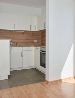 Provisionsfreies Appartement mit Balkon und Einbauküche im Dichterviertel zu vermieten! - Oschatz