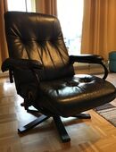 Leder—Fernsehsessel zu verschenken in 40210