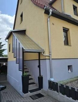 Doppelhaushälfte im Sonneberger Stadtteil Wehd in ruhiger Lage mit schönen Ausblick - Sonneberg