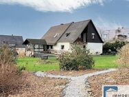 !!!Reduzierter Kaufpreis!!! Geräumiges Wohnhaus mit großem Grundstück in Ortsrandlage! - Weidenhahn