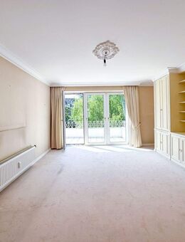 Im privaten Bieterverfahren: Traumhafte 3-Zimmer-Wohnung über zwei Ebenen in Düsseldorf-Golzheim - Düsseldorf