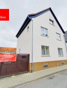 Zweifamilienhaus mit viel Wohnraum und WEG-geteiltem Grundstück - Rodgau