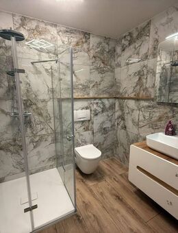 Komplett Sanierte Teassenwohnung nähe Rhein in Wiesbaden - Wiesbaden