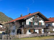 Charmantes, teilsaniertes Haus in Wallgau - Wallgau