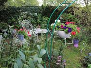 Heute kaufen, Miete kassieren, in 1 Jahr einziehen! ZFH in Top-Zustand mit parkähnlichem Garten und Garage... - Regis-Breitingen