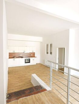 Neues 3,5 Zimmer-Loft! - EG, Glasfaser, Terrasse ohne Garten - Traventhal