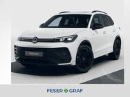 VW Tiguan, 2.0 TDI R-Line 193 Disc Max, Jahr 2022 - Bernburg (Saale)