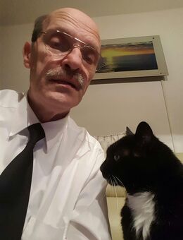 Einsamer Mann sucht neue Liebe - Bönningstedt