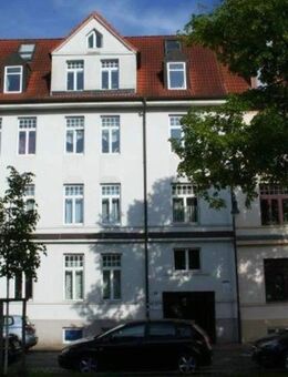 Feldstadt: gemütliche 4-Zimmer-Wohnung mit Balkon - Schwerin