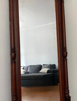 Großer antiker Standspiegel mit Holzrahmen - Aachen