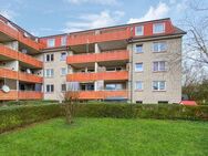 Renovierte 3-Zimmer-Wohnung im zweiten Obergeschoss mit großem Balkon in Schönberg - Schönberg (Mecklenburg-Vorpommern)