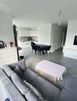 Wunderschöne Obergeschoss Wohnung mit Dachterrasse - Münster