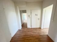 +++Große Wohnung mit 2 Bädern und 2 Balkone für große Familie+++ - Reinsdorf (Sachsen)
