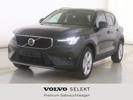 Volvo XC40, B3 B Core, Jahr 2024 - Lauingen (Donau)