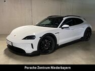 Porsche Taycan, 4 Cross Turismo | Active Ride |, Jahr 2024 - Plattling