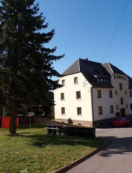 Stopp: Mehrfamilienhaus in idyllischer Lage von Kriebethal – Kapitalanlage mit Perspektive! - Kriebstein