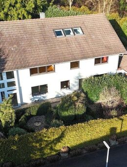 Großes, schönes Einfamilienhaus mit Einliegerwohnung * in Möckmühl - Möckmühl