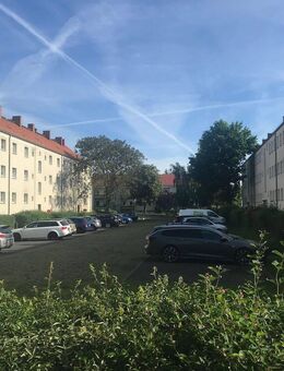 Ruhige 2-Zimmer-Wohnung in grüner Umgebung - Brandenburg (Havel)