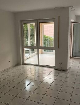 Wohnen wie im eigenen Haus - Wunderschöne Maisonettewohnung mit kleiner Terrasse - Siegen (Universitätsstadt)