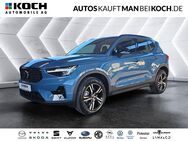 Volvo XC40, B4 Mild-Hybrid Benzin Plus Dark, Jahr 2023 - Berlin